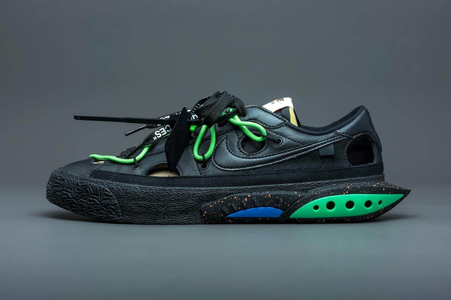 Nike unisex-adult Modern, Off-White - Black/Electro Green — фото 3