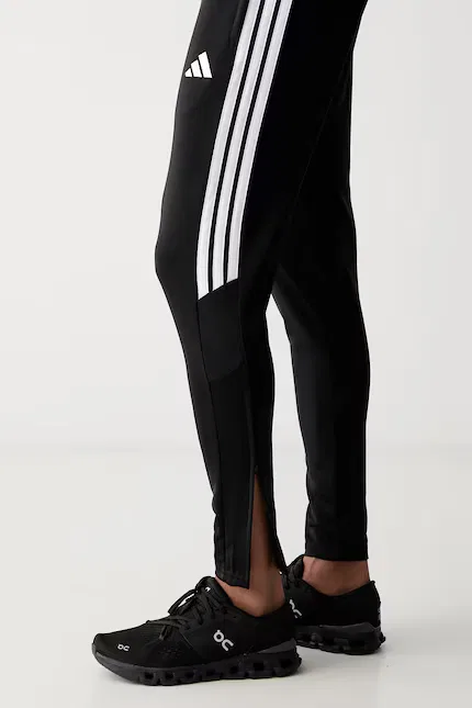 Спортивные штаны тренировочные Tiro 26 Adidas Performance, черный — фото 4
