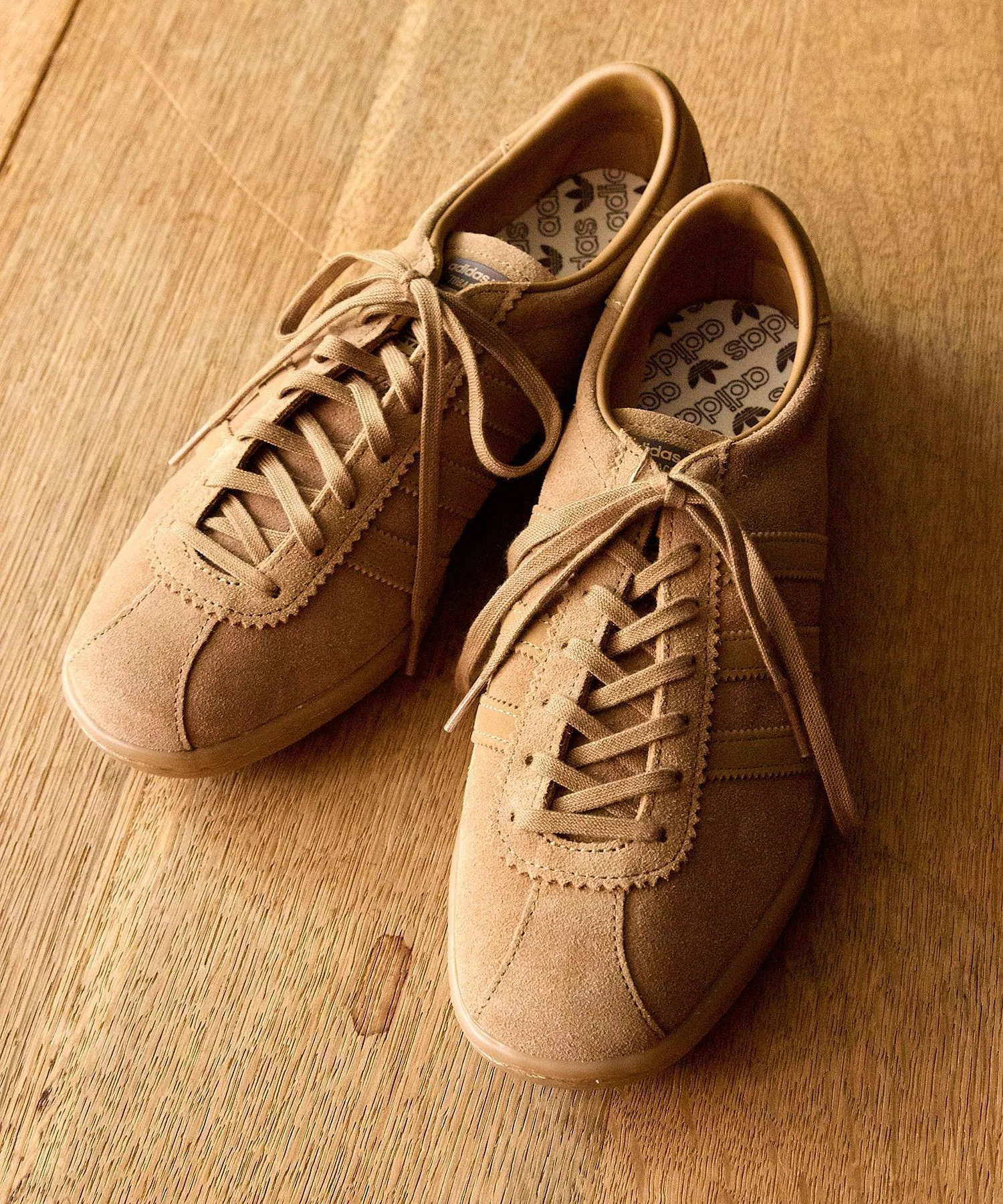 Мужские кроссовки из натуральной кожи TOBACCO adidas камель