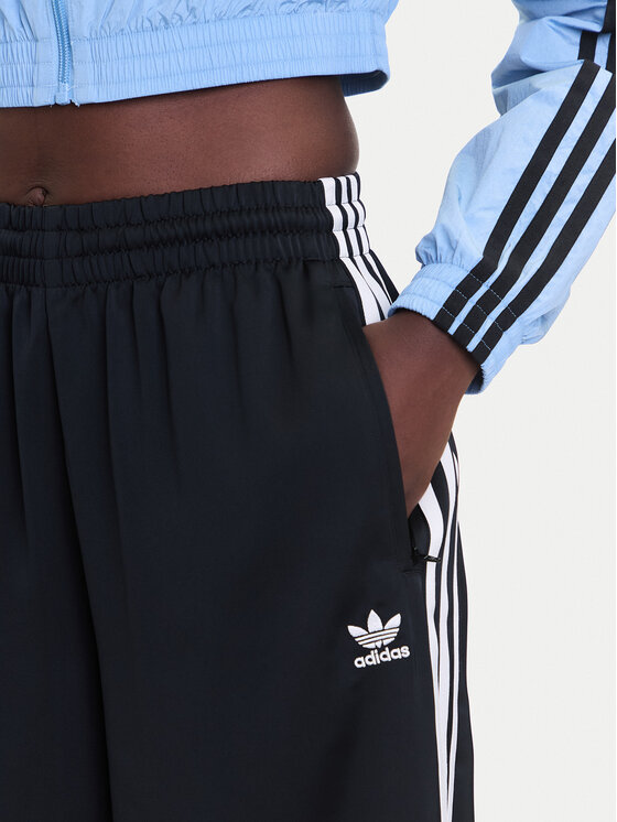 Спортивные брюки wide leg adicolor Satin IU2520 Adidas, черный — фото 4