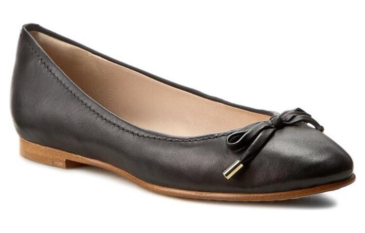 Женская повседневная обувь Женская низкая черная Clarks — фото 3