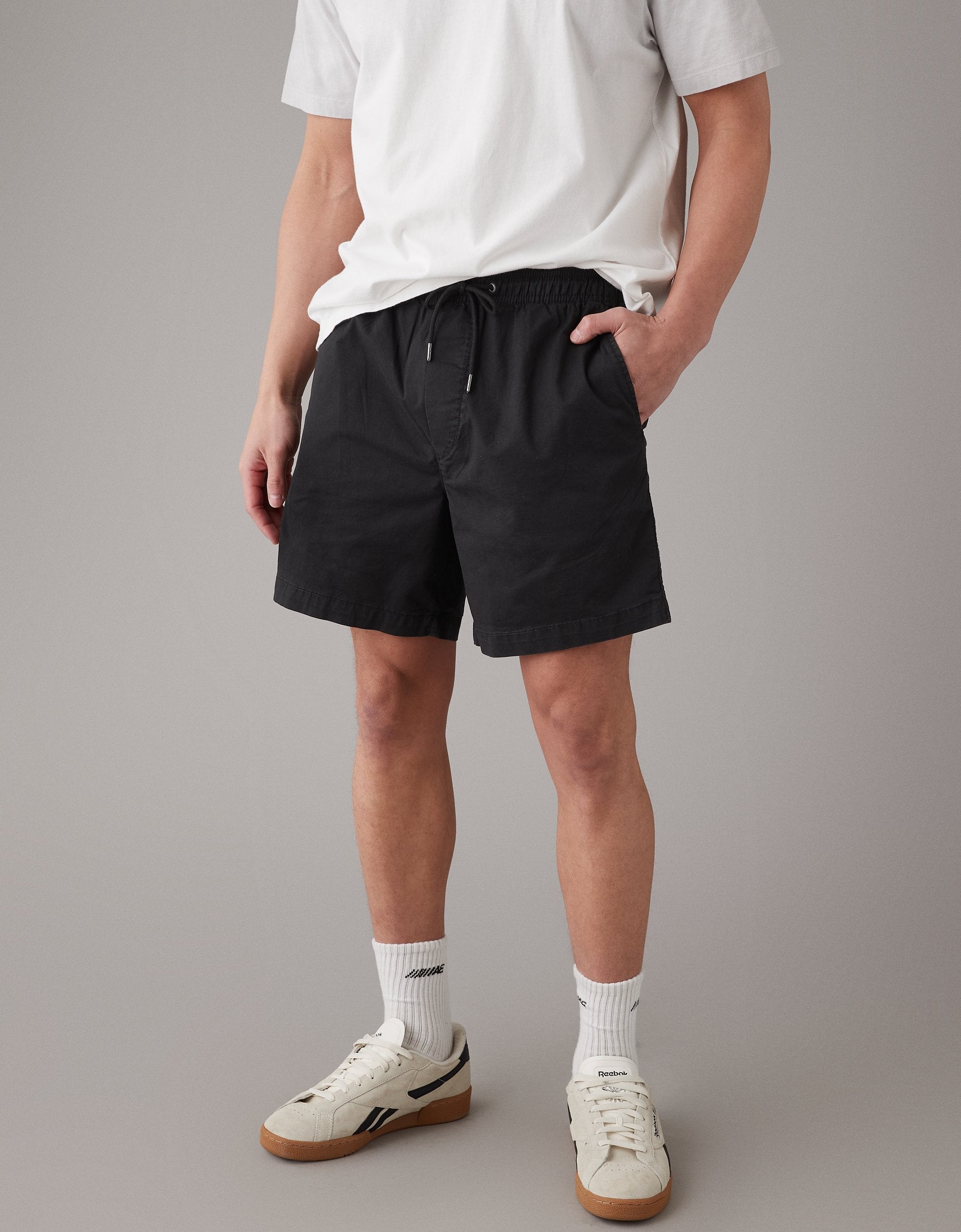 

AE Flex 7" жилет Trekker шорты American Eagle Outfitters, цвет bold black