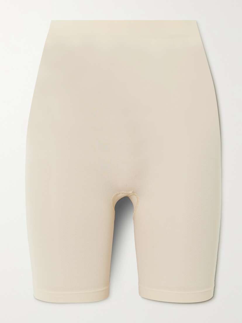 

Бесшовные моделирующие шорты до середины бедра песочного цвета Skims, желтый