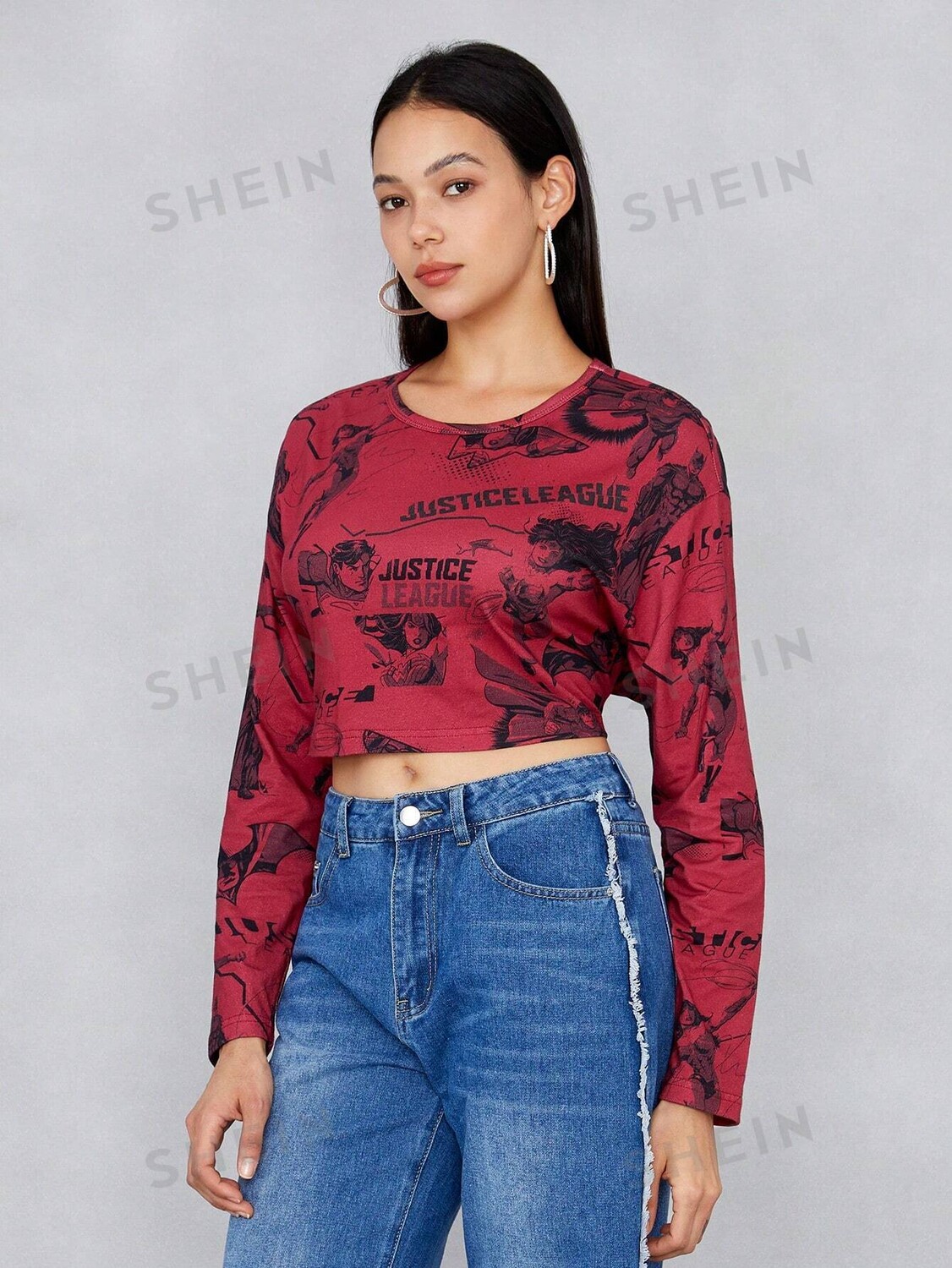 

Футболка укороченная Shein с рисунком и буквами, красный