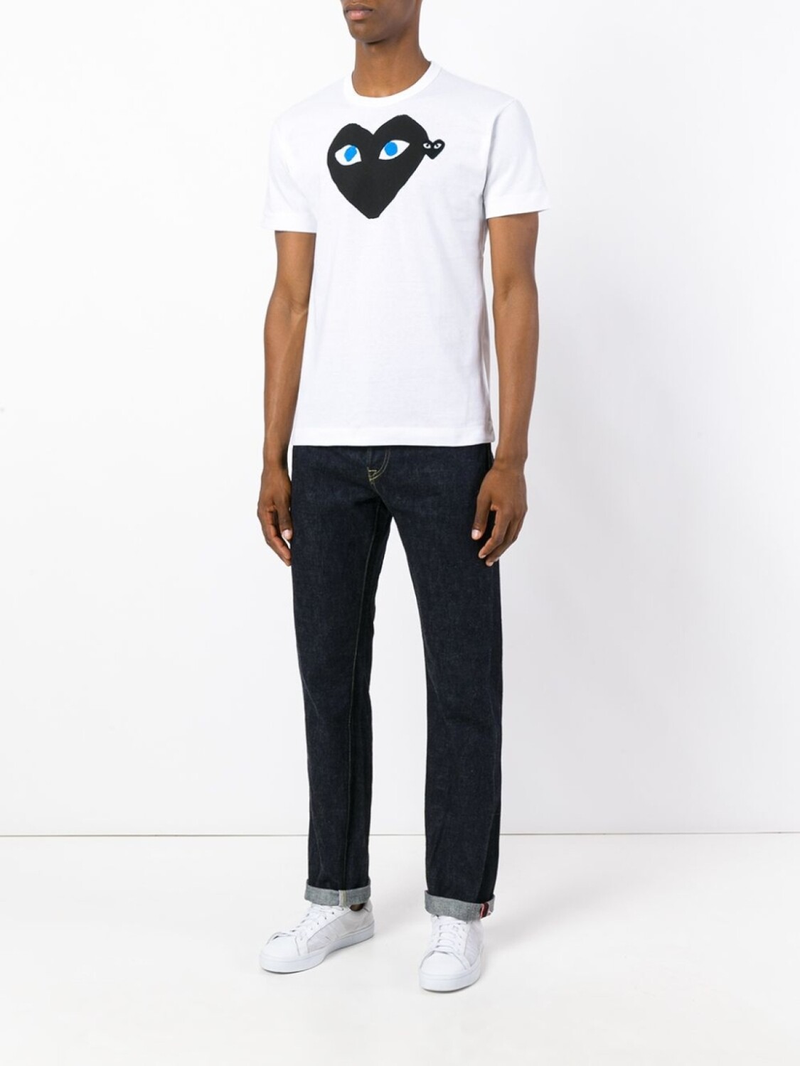 

Comme Des Garçons Play футболка с принтом сердца, белый