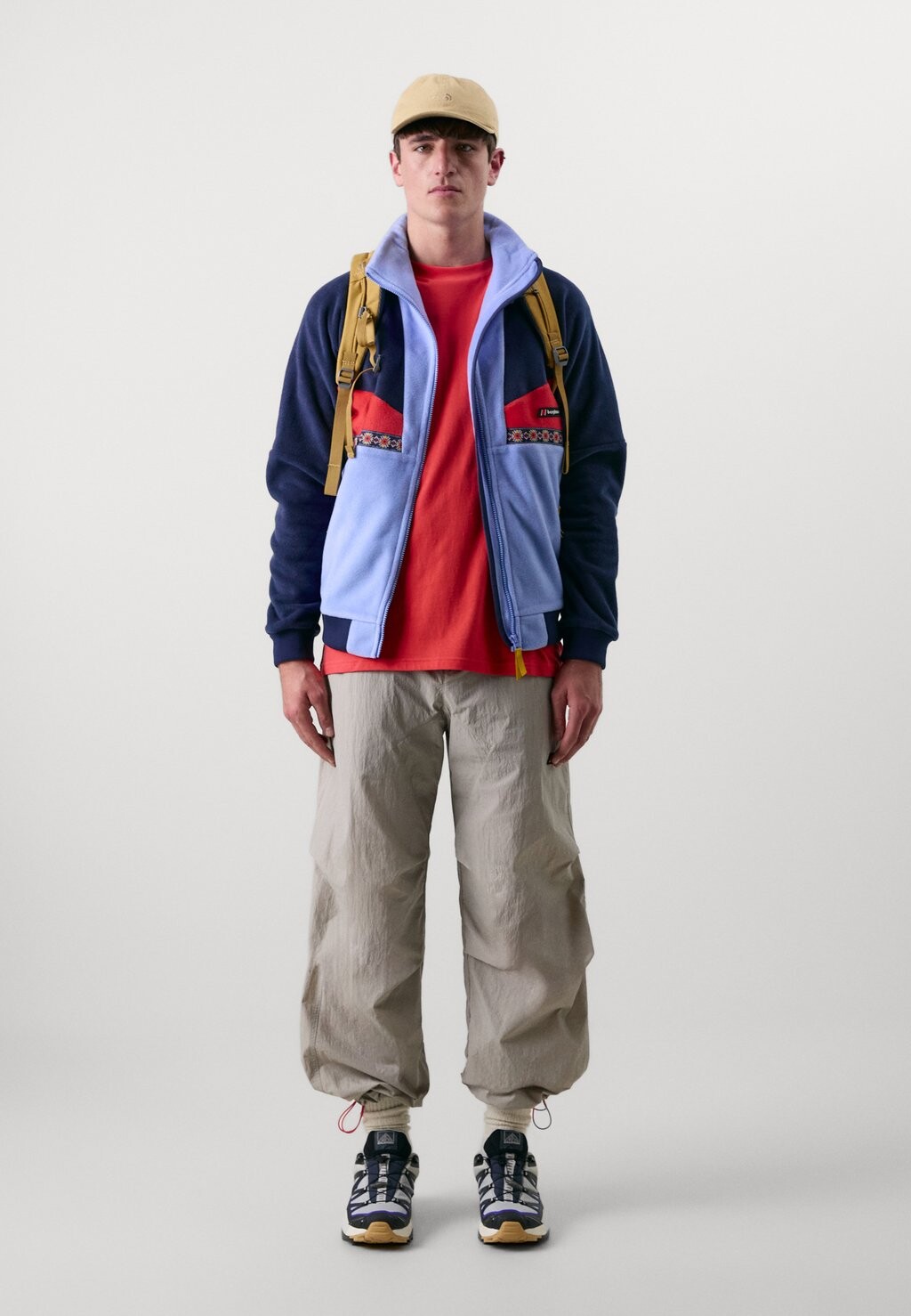 

Футболка с принтом CYCLOPS TEE UNISEX Berghaus, красный