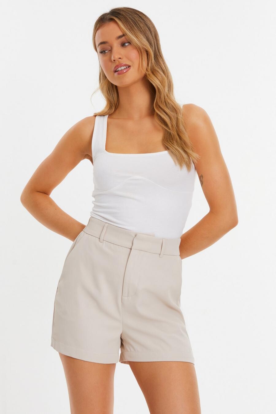 

Шорты Stone Tailored QUIZ Clothing