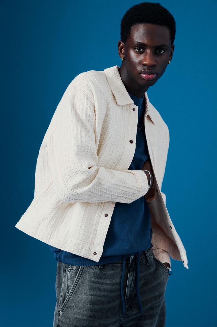 

Фактурная куртка дальнобойщика Pull And Bear, бежевый