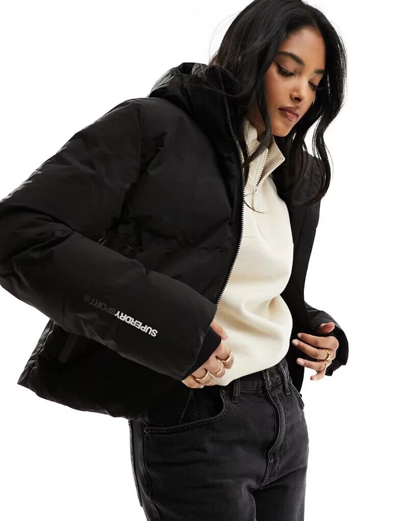 

Черная стеганая куртка свободного кроя с капюшоном Superdry