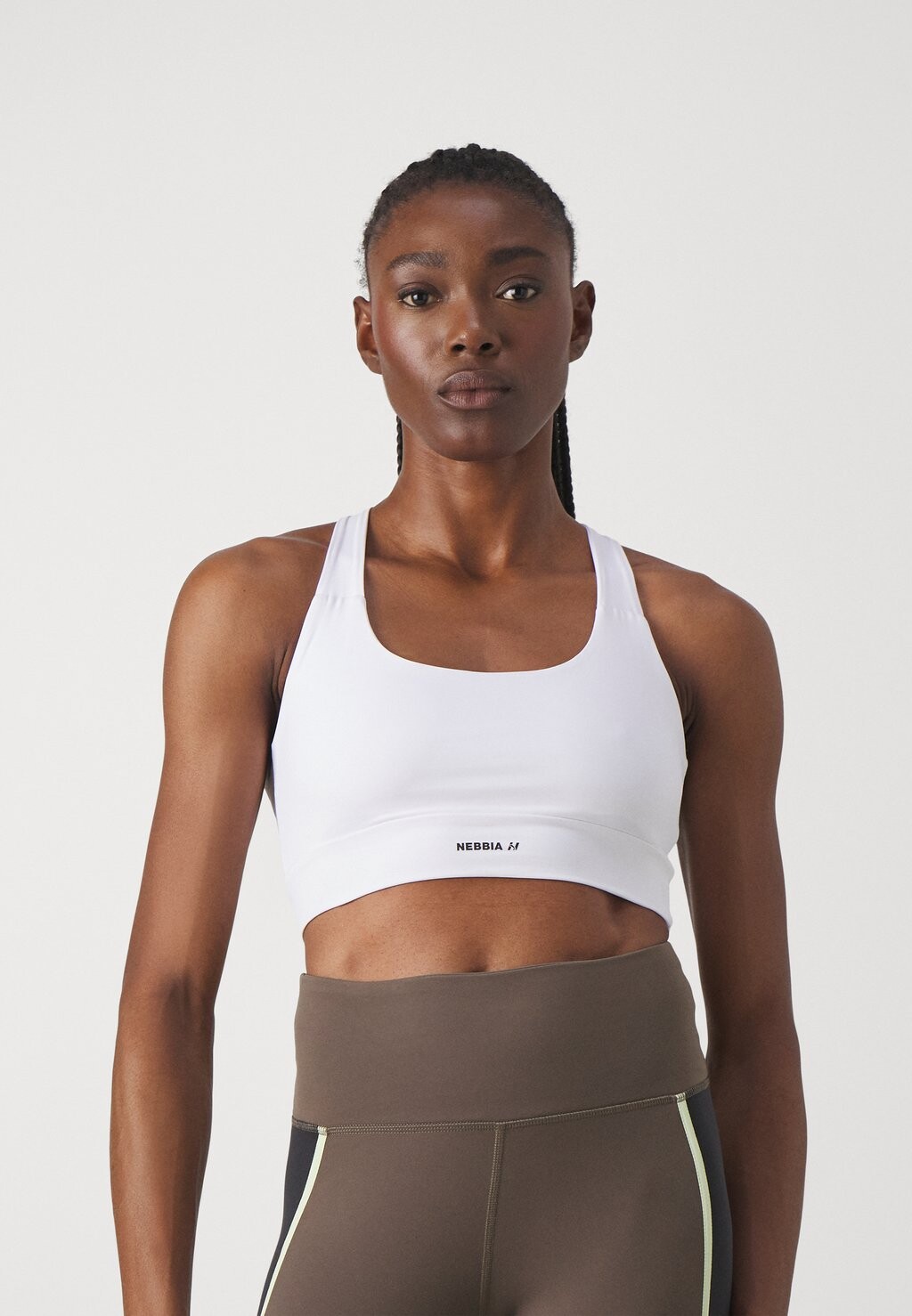 

Спортивный бюстгальтер средней поддержки WOMENS BRA Nebbia, цвет white