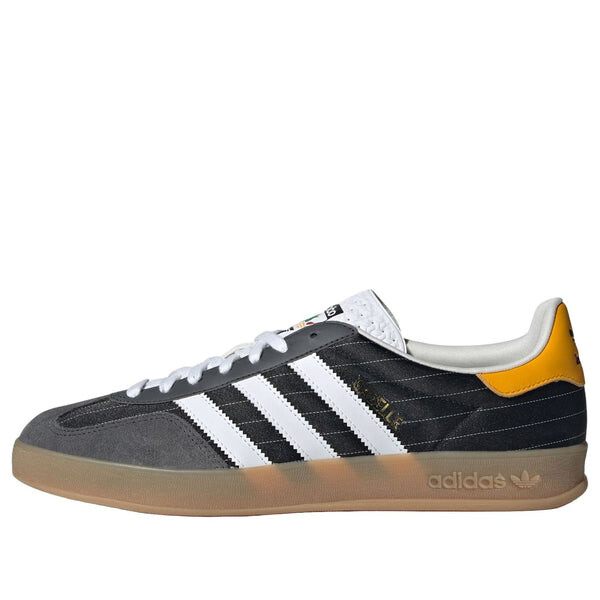 

Кроссовки газель для помещений Adidas, черный