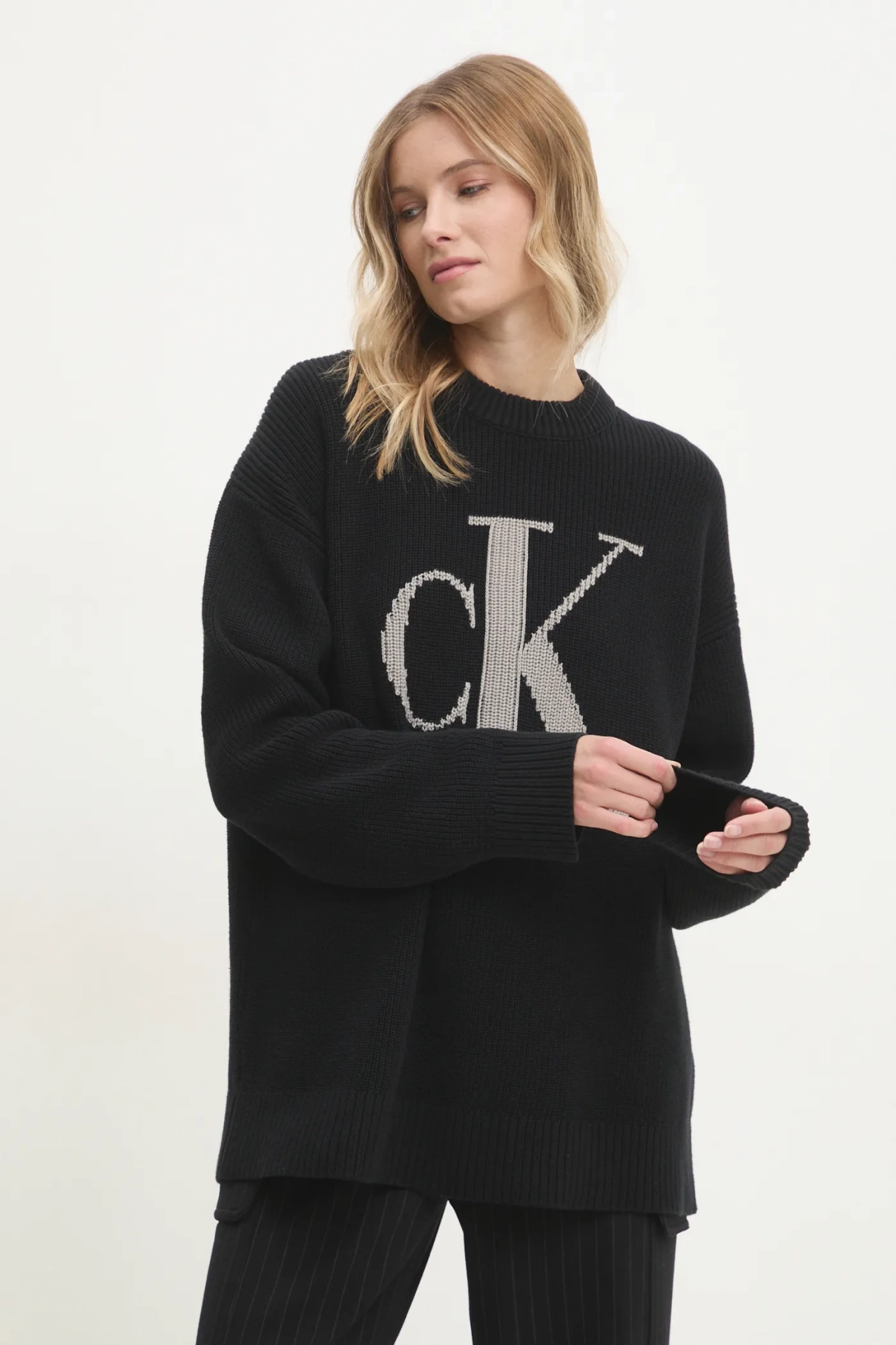 

Хлопковый свитер Calvin Klein Jeans, черный