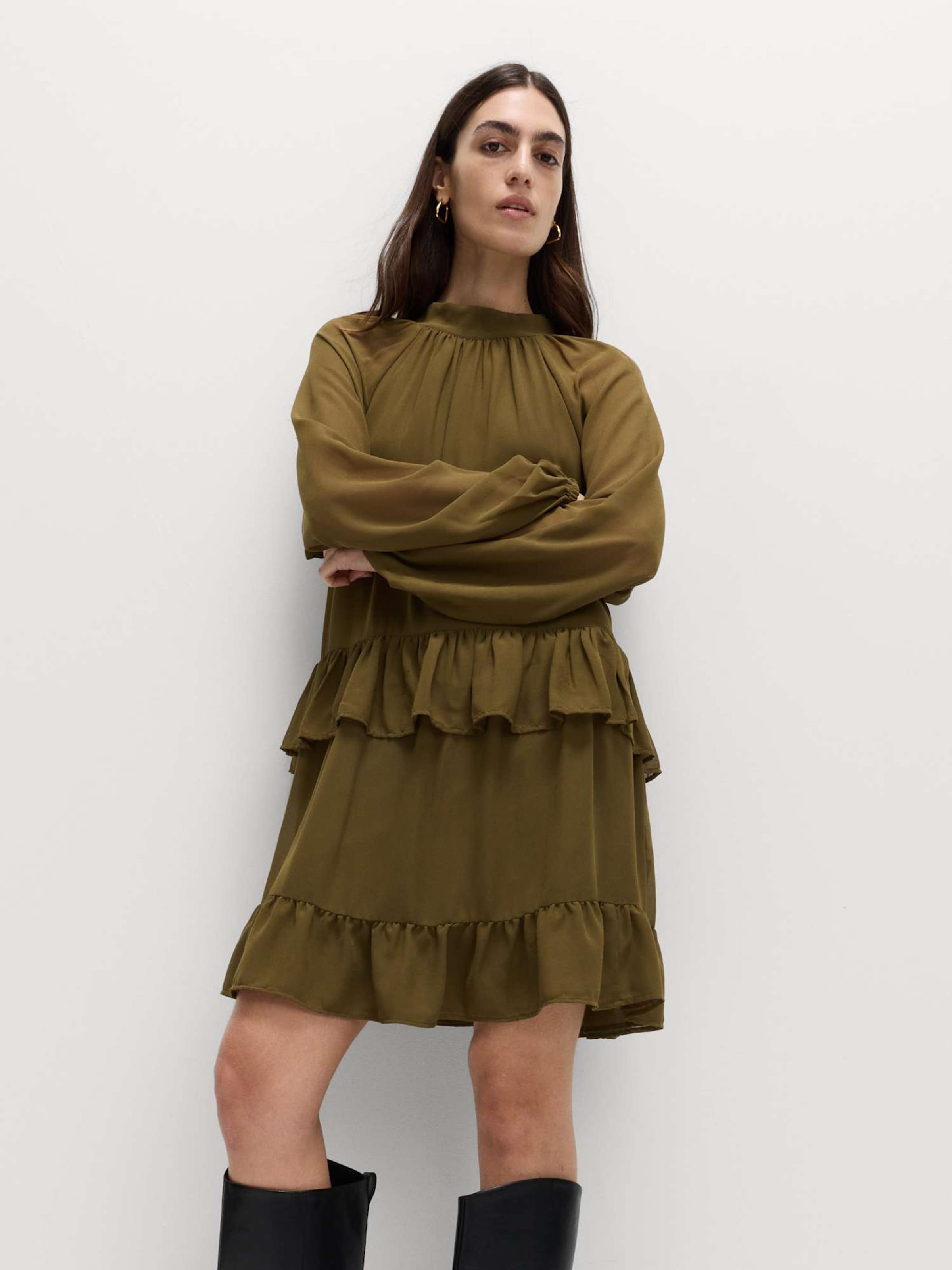 

Marks & Spencer Платье в оливковом цвете