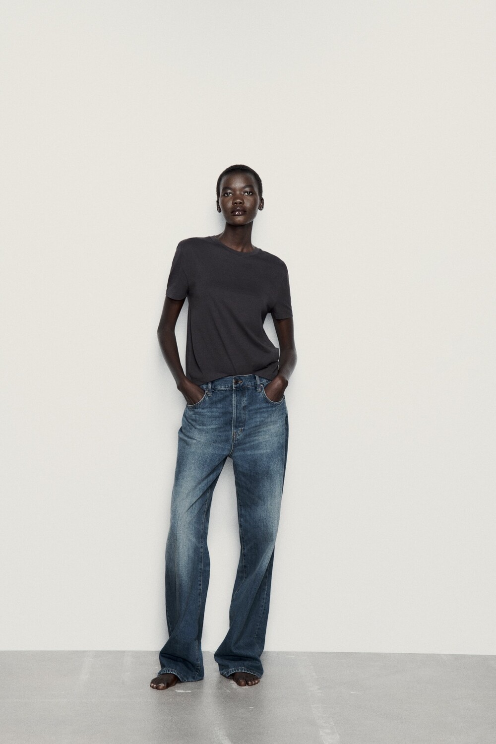 

Базовая футболка Zara