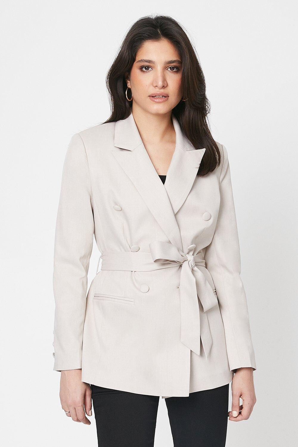 

Блейзер узкого кроя с поясом Dorothy Perkins, бежевый