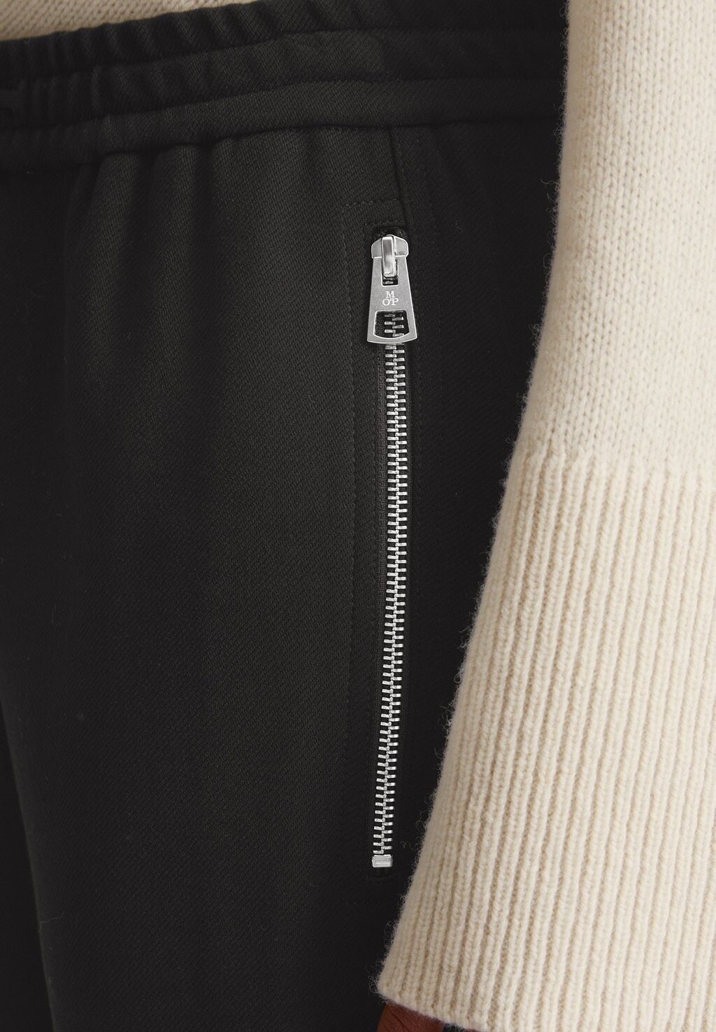 

Спортивные брюки MODELL LONTTA Marc O'Polo, черный