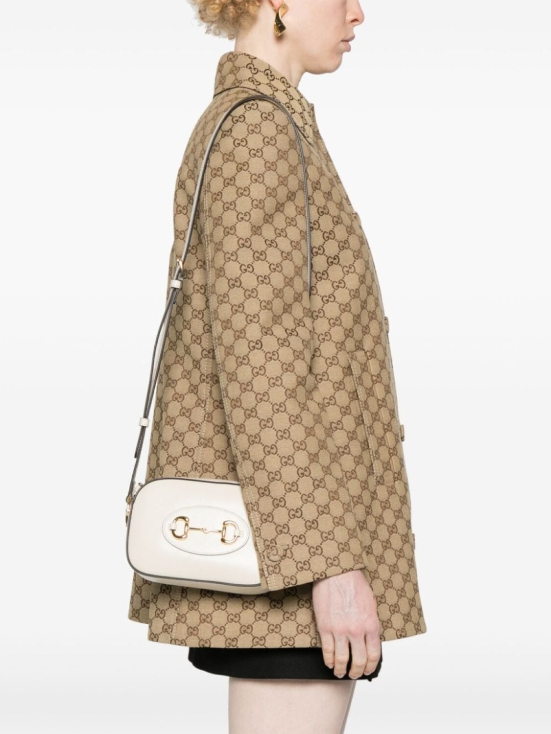 

Маленькая сумка Gucci Horsebit 1955, нейтральный цвет