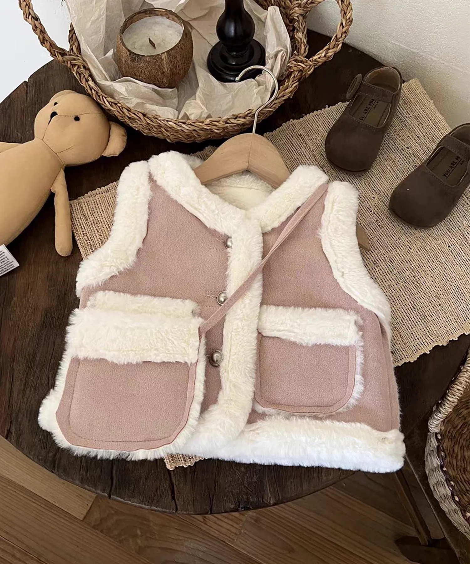 Безрукавная куртка Mouton с сумкой Aimoha Kids, pink