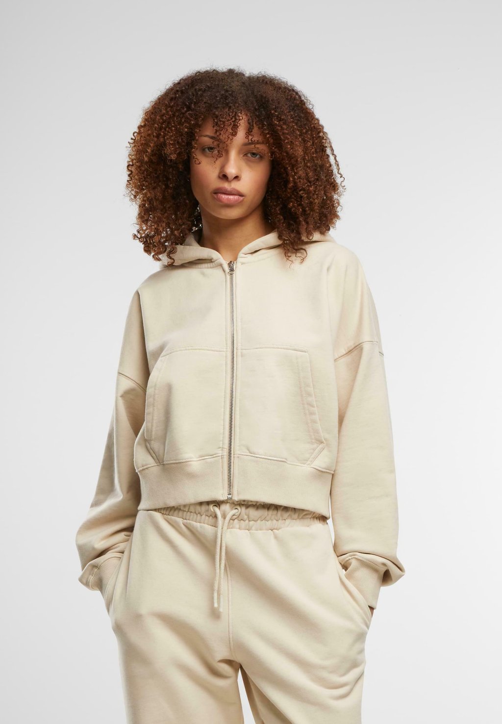

Толстовка на молнии HOODIE DEF, черный