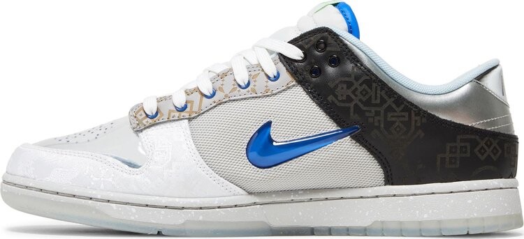 Кроссовки CLOT x Dunk Low SP 'What The' With Trading Card, разноцветный — фото 3