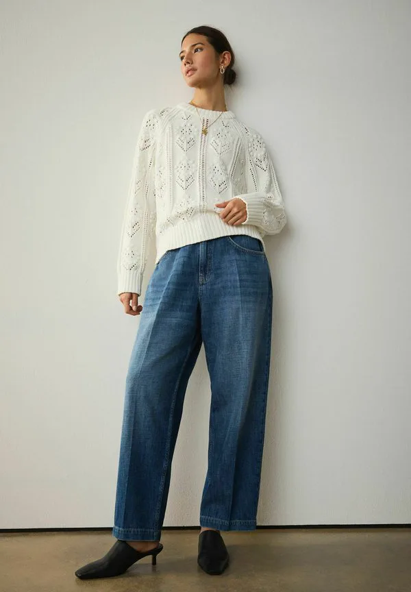 Высокий силуэт, складки спереди, широкие штанины. Next, Mid Blue Denim — фото 2