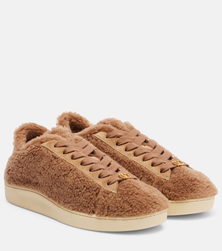 Кроссовки Royco VLogo с отделкой из замши Valentino Garavani, Cammello/G. Briar/Pap