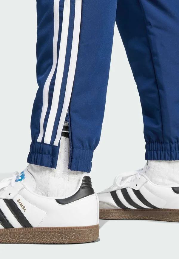 Тканые спортивные штаны tiro25 essentials Adidas Performance, Team Navy Red — фото 3