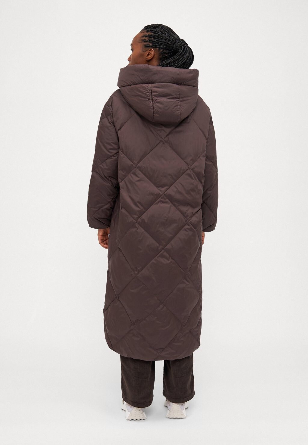 

Пуховое пальто YASFUDGE LONG COAT YAS Petite, темно-коричневый
