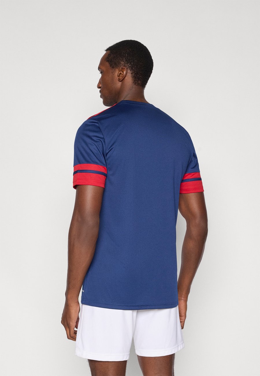 Футболка Adidas Performance SQUADRA25 SHORT SLEEVE, Team Navy Blue/Team Power Red/Dark Blue — фото 3