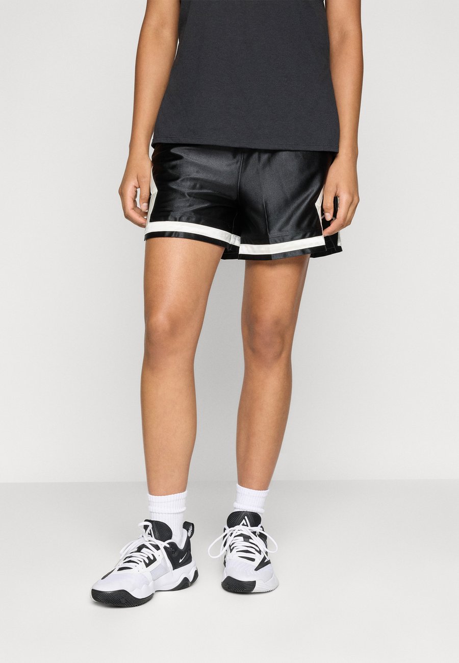 

Спортивные шорты Jordan DRI-FIT DIAMOND SHORT 4INCH SHINE, Black/Sail/Black