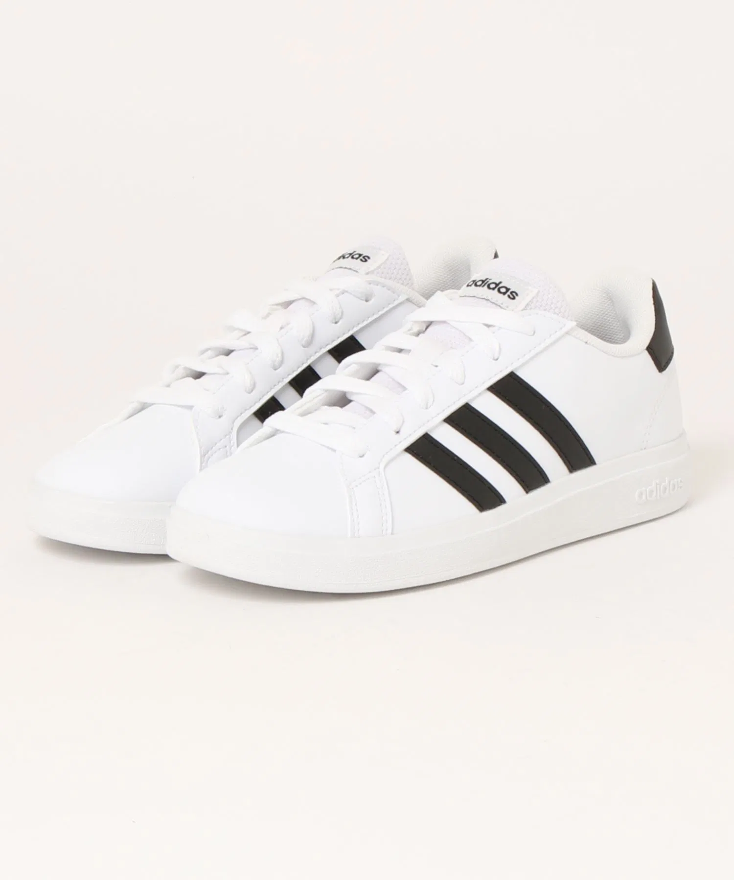 Детские кроссовки adidas GRAND COURT 2.0 K белые с чёрным — фото 2