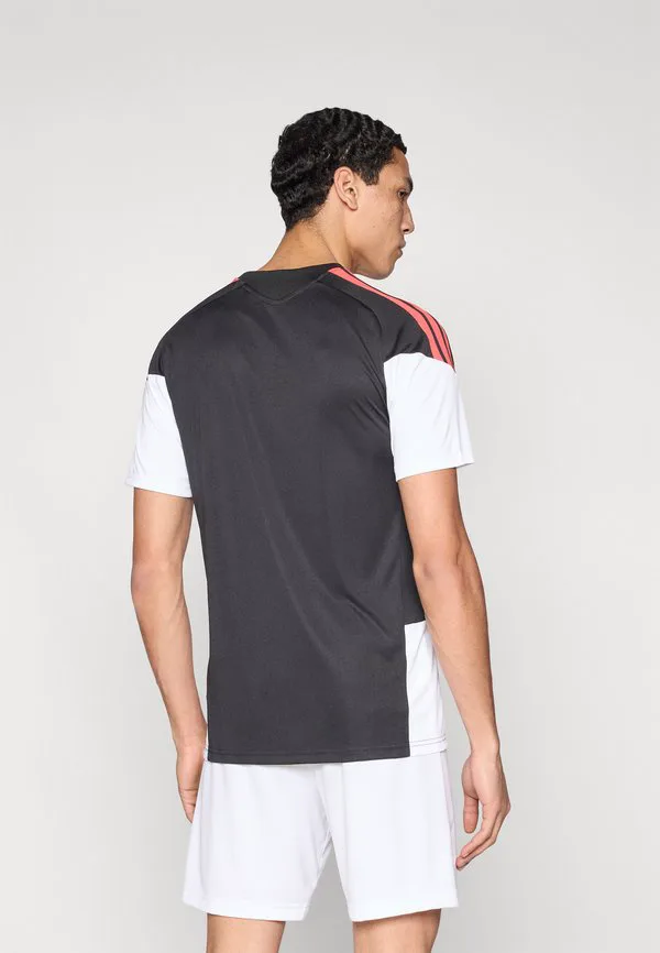 Спортивная футболка tiro 26 для соревнований и тренировок Adidas Performance, Black/Semi Lucid Red — фото 3