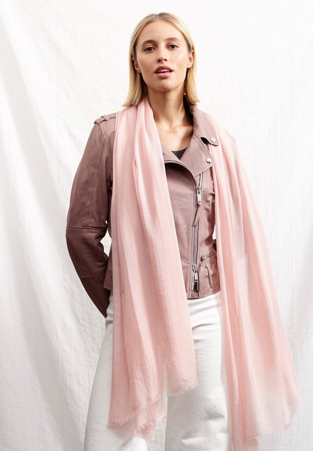 

Шарф HAUCHFEINER UND SUPERSOFTER EDEL-SCHAL Codello, цвет rosa