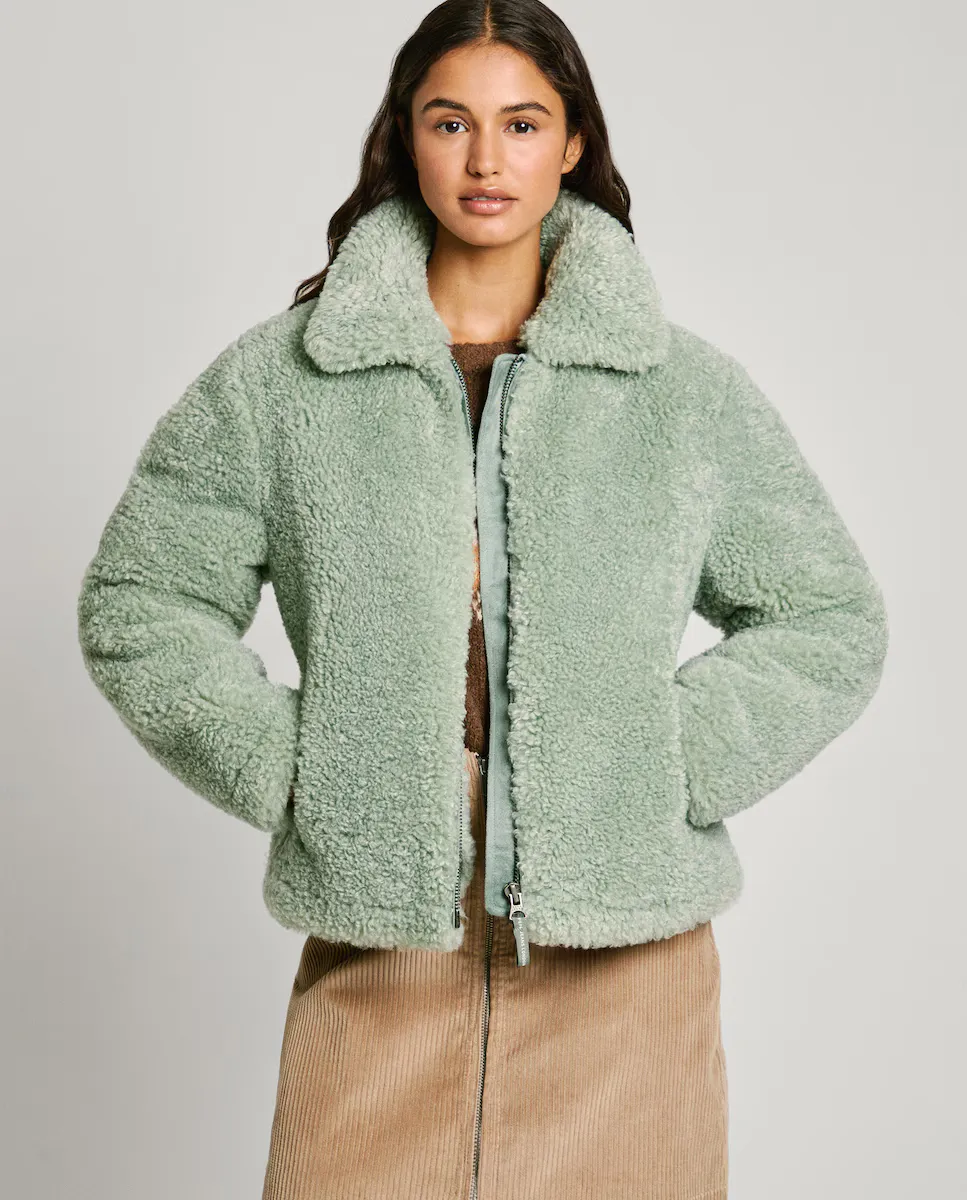 

Женское пальто с меховым эффектом и рубашечным воротником Pepe Jeans, зеленый