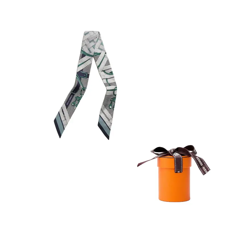 

HERMES Шарф из шелка Mulberry для женщин, Navy Blue/Pine Green/Gray