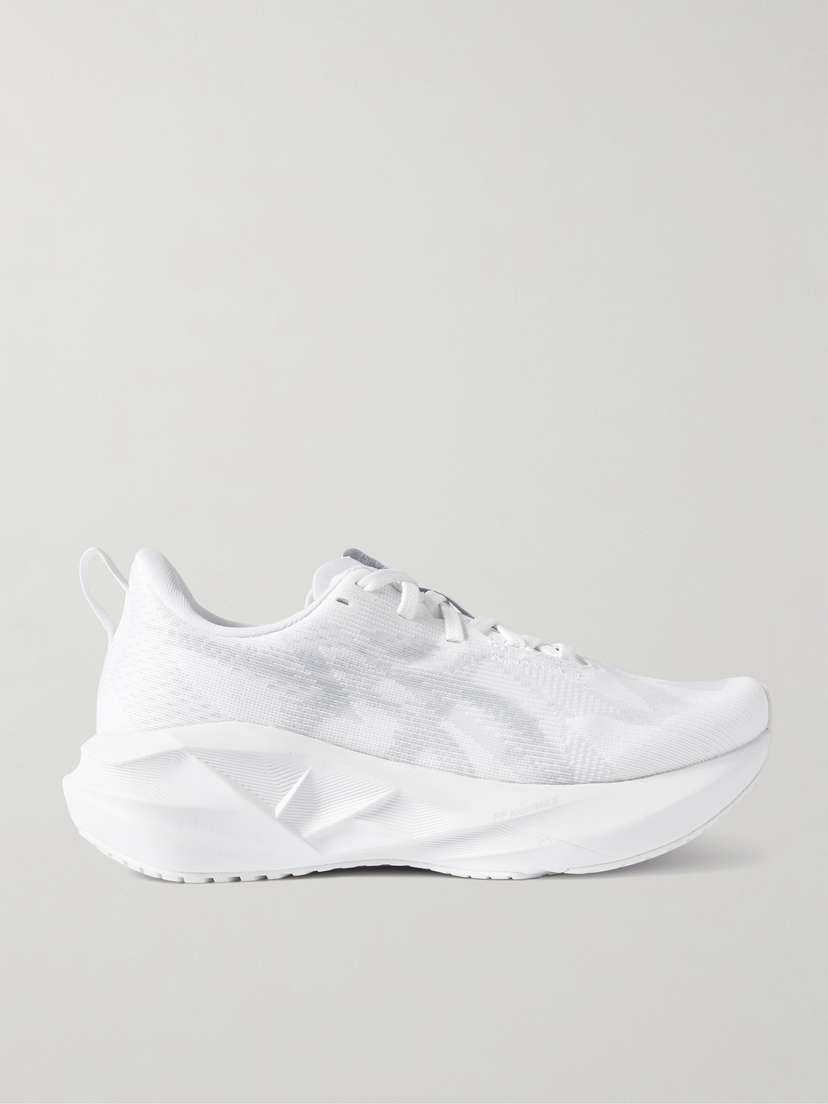 Кроссовки Novablast 5 из эластичного трикотажа Asics, белый