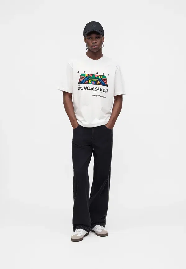 Футболка принтованная Adidas Originals, белый — фото 2