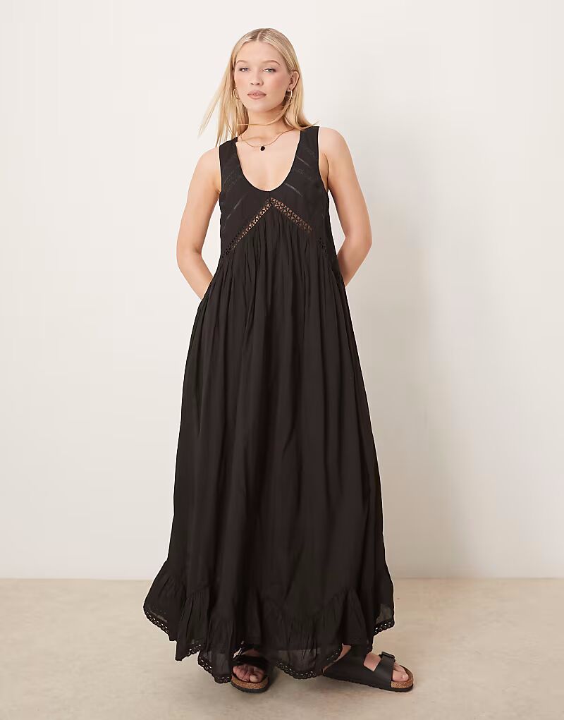 

Платье макси ASOS DESIGN с открытыми плечами и глубоким вырезом черного цвета