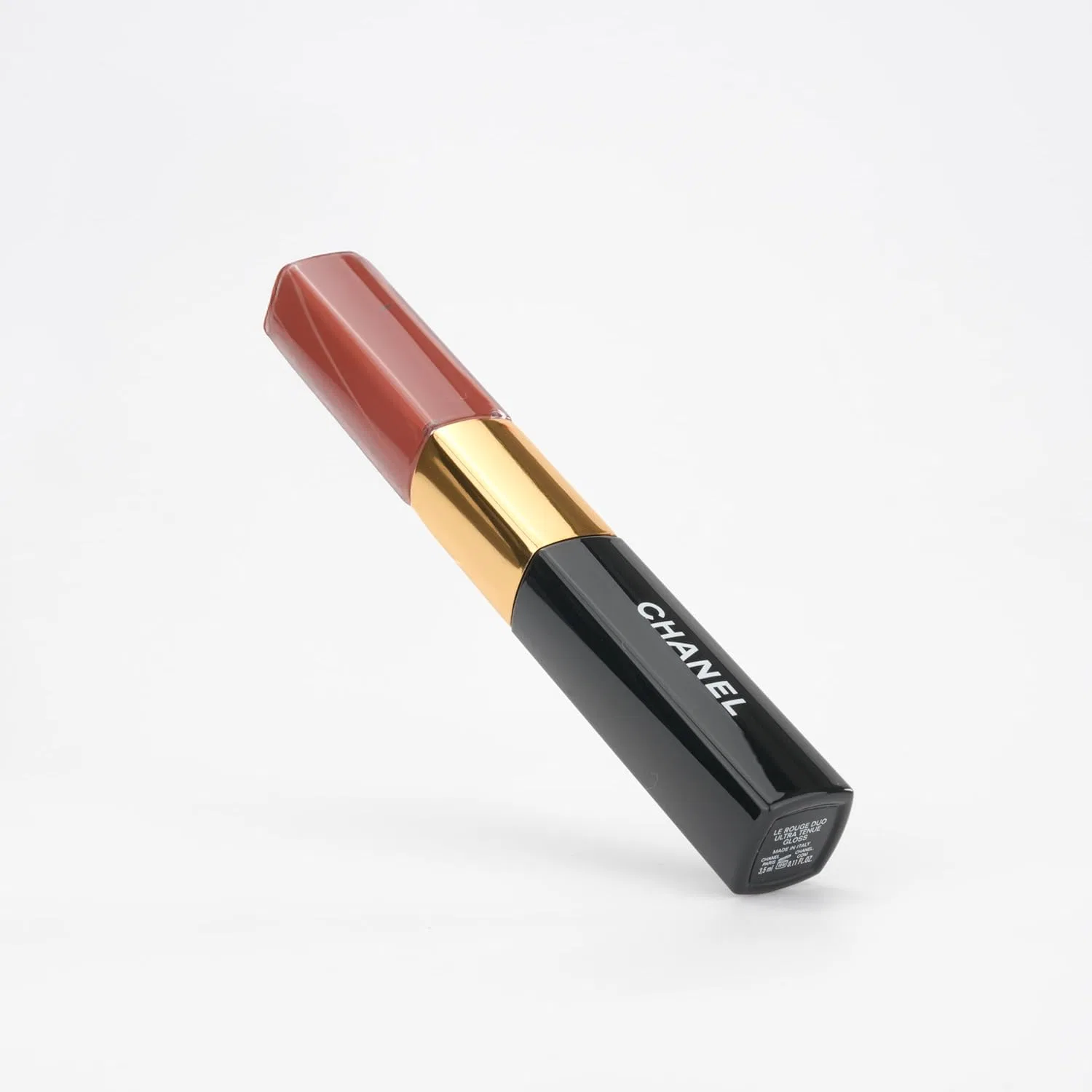 Жидкая помада-блеск для губ Chanel Le Rouge Duo Ultra Tunu (#182 Light Brown), 4.5 мл, светло-коричневый — фото 3