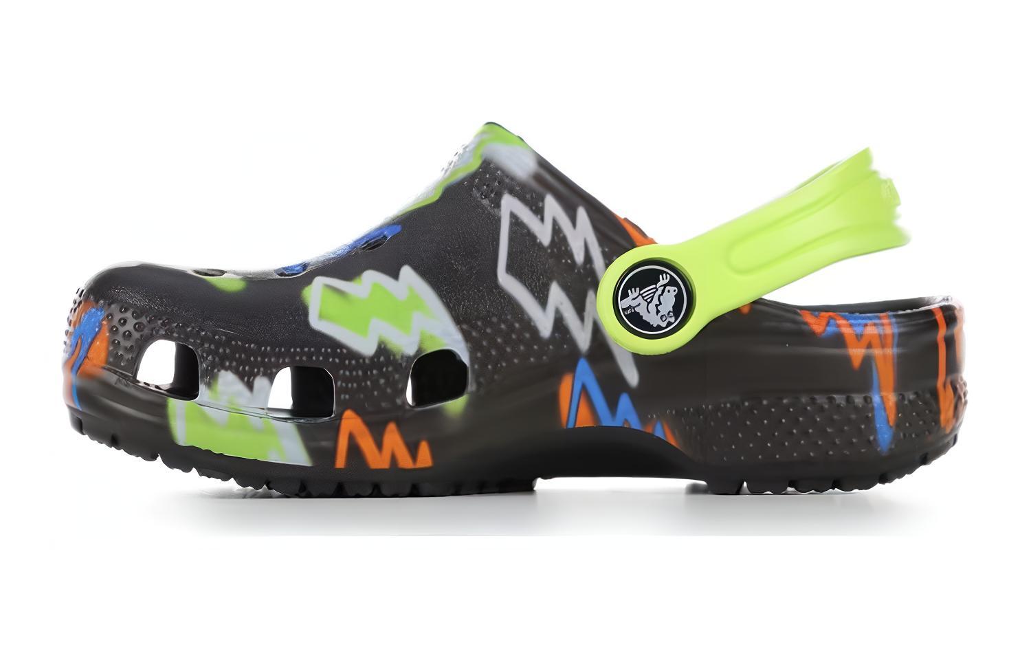 Устойчивые к скольжению и истиранию детские сандалии Kids' Crocs, черный/зеленый — фото 3
