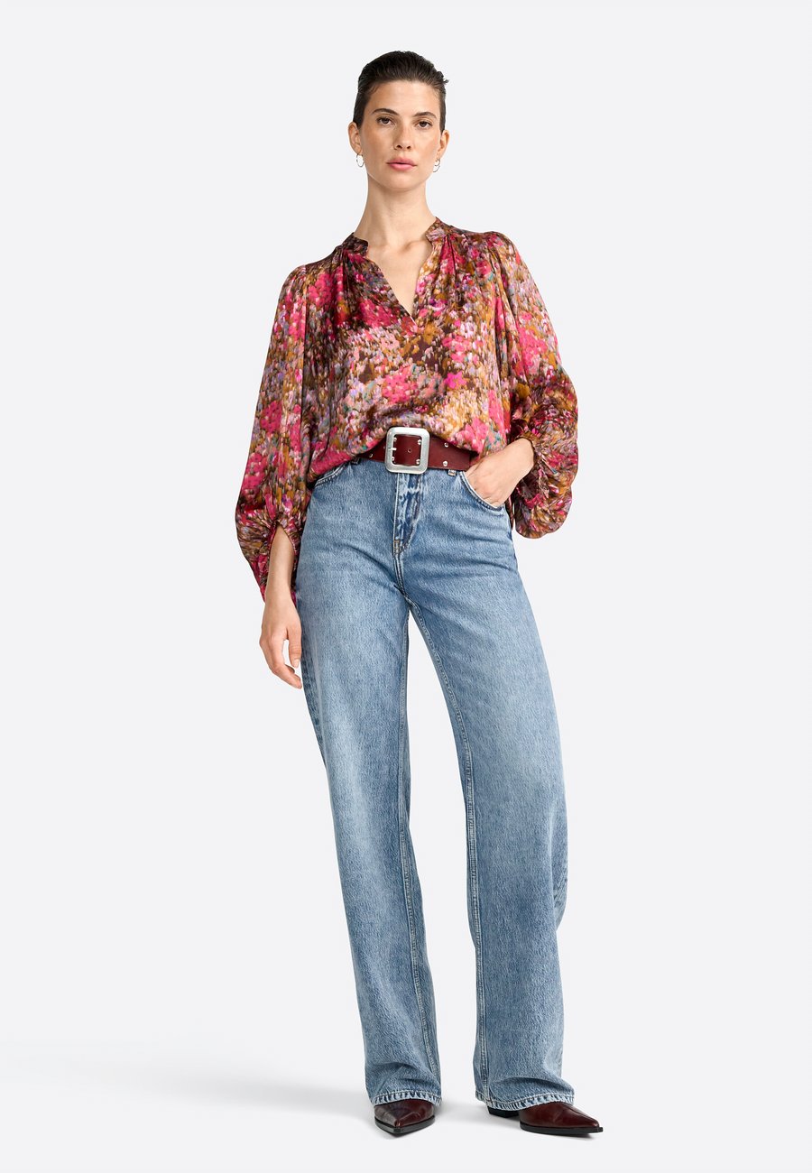 

Блуза Rich & Royal Blouse, Ruby Glow/Bordeaux