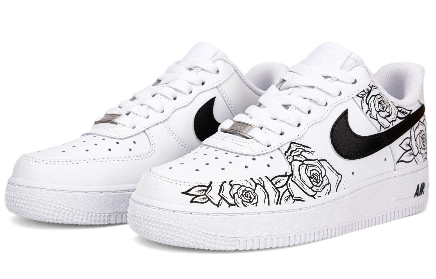 

Кроссовки Nike Air Force 1 Skateboard Shoes Women's Low-Top White Black