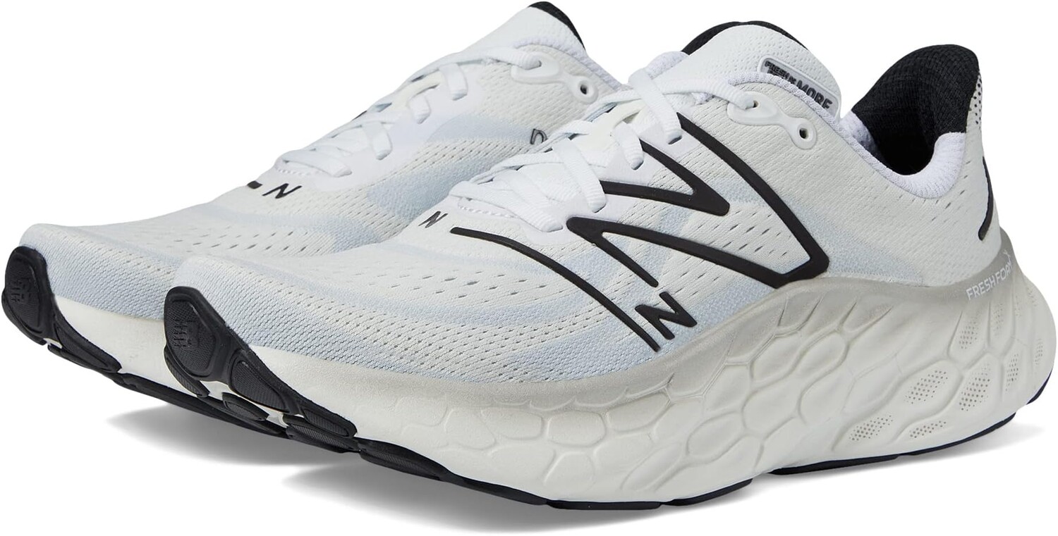 

Кроссовки New Balance Fresh Foam X More v4, цвет White/Black Metallic