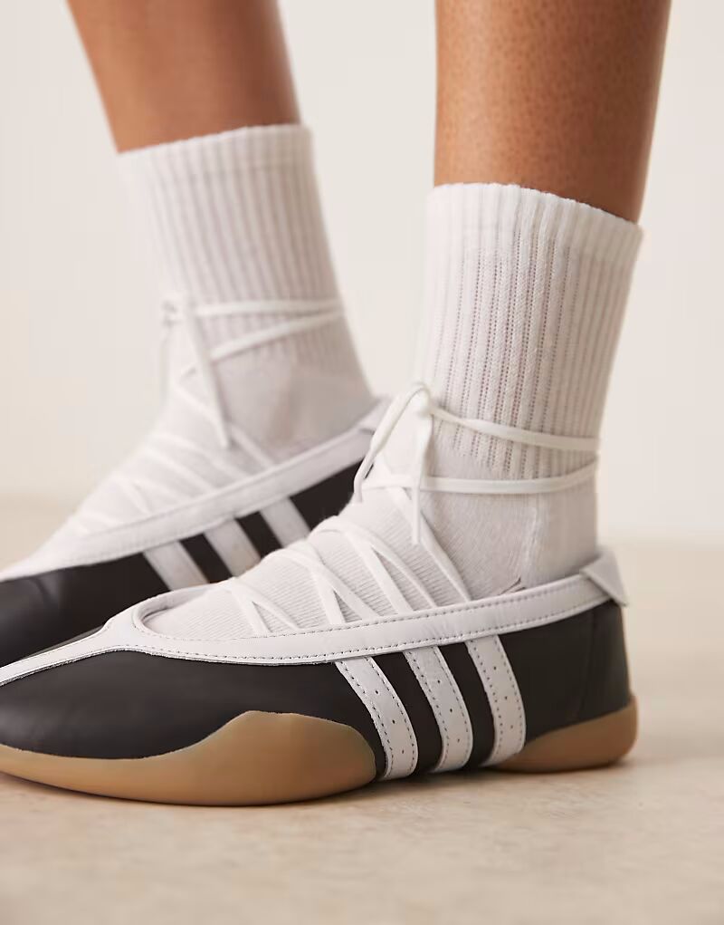 Кроссовки Adidas Originals Taekwondo Mei Ballet черного и белого цвета — фото 4