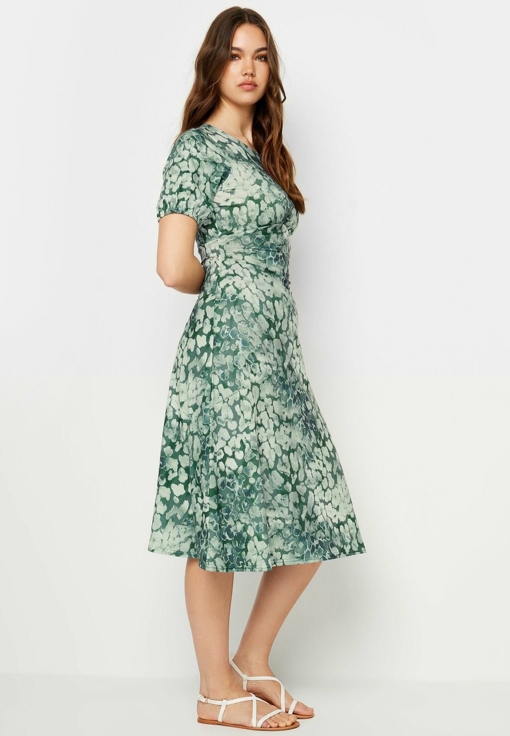 

Повседневное платье ANIMAL MIDI Long Tall Sally, зеленый