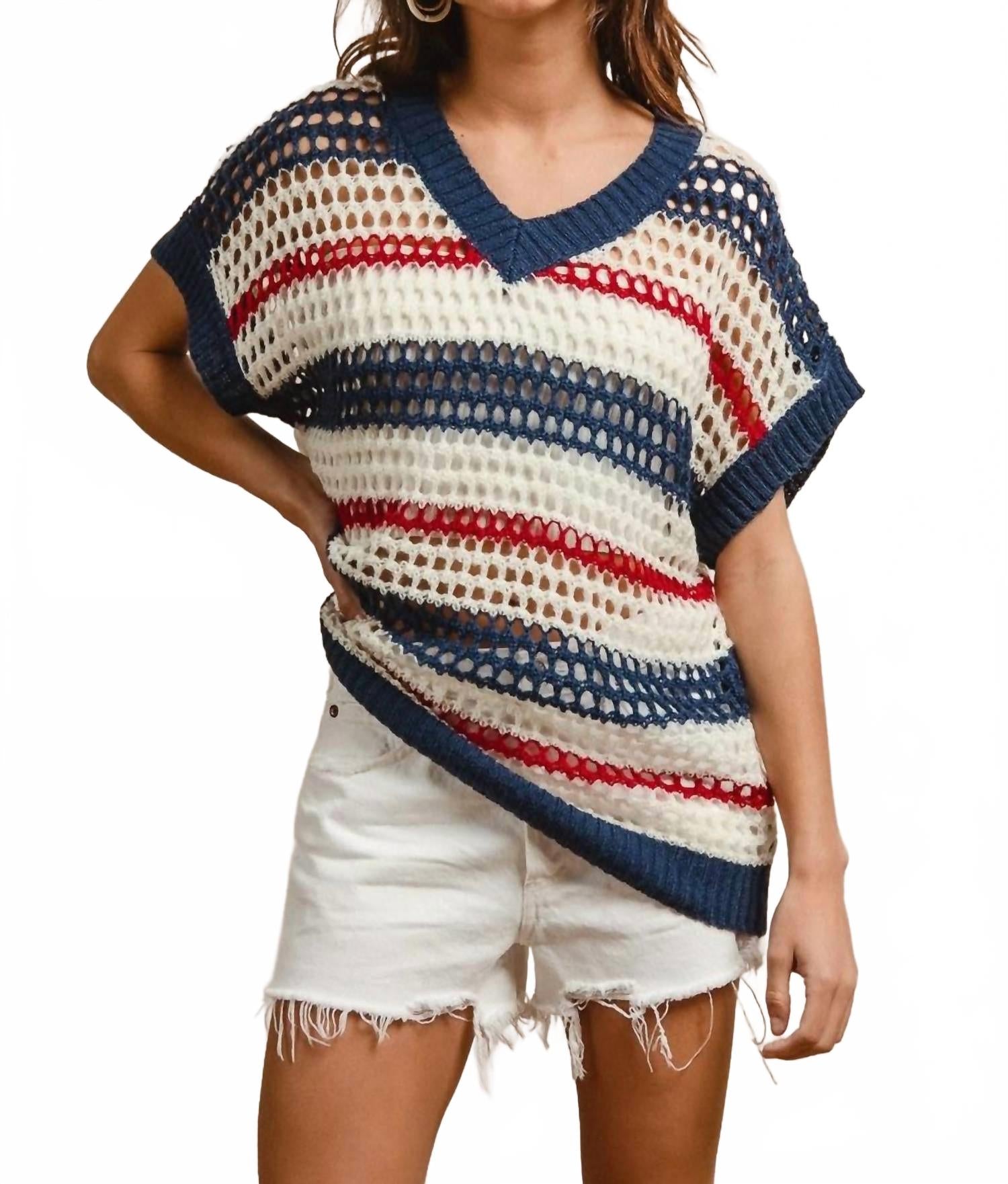 

Полосатый топ с открытой вязкой и спущенным плечом в мультицвете BiBi