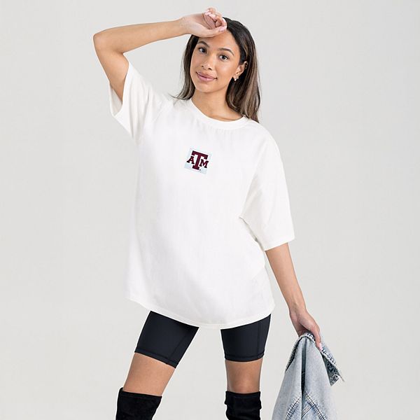 

Женская белая футболка Texas A&M Aggies Oversized Back at Ya Gameday Couture, Белый, Женская белая футболка Texas A&M Aggies Oversized Back at Ya Gameday Couture