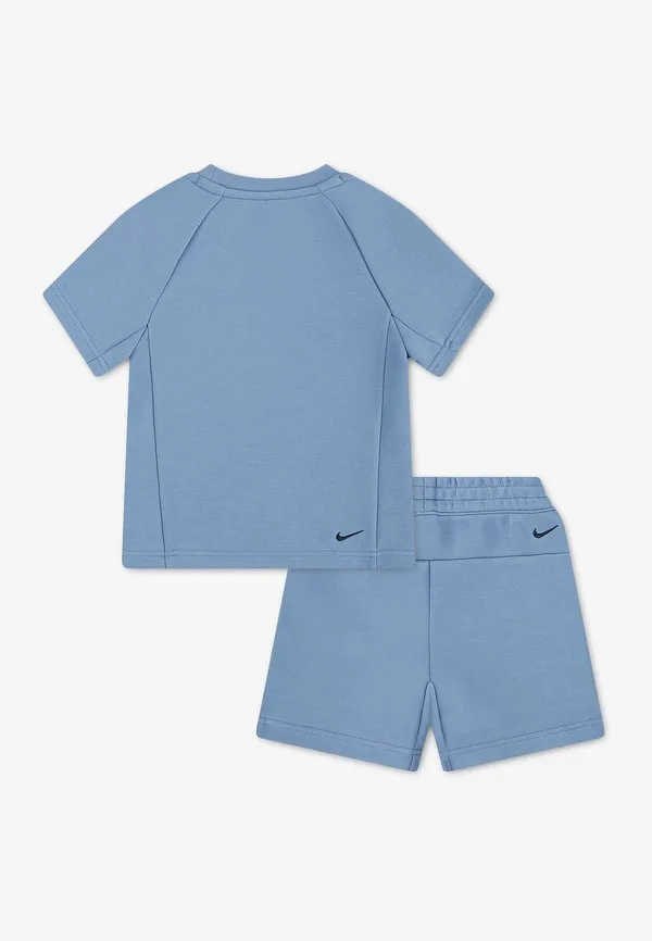 Футболка с принтом в стиле техно Nike Sportswear, Work Blue — фото 2