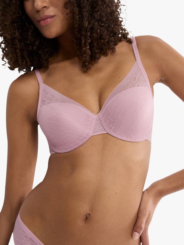 

Сигнатурный бюстгальтер на косточках с поролоновыми чашками Triumph