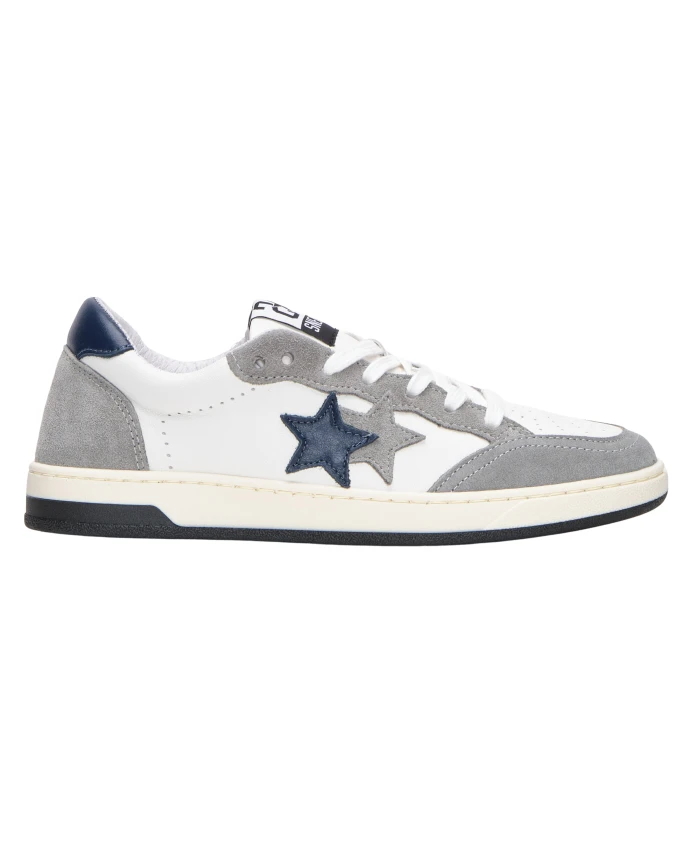 

Белые кожаные кроссовки с серыми и синими деталями 2Star, мультиколор